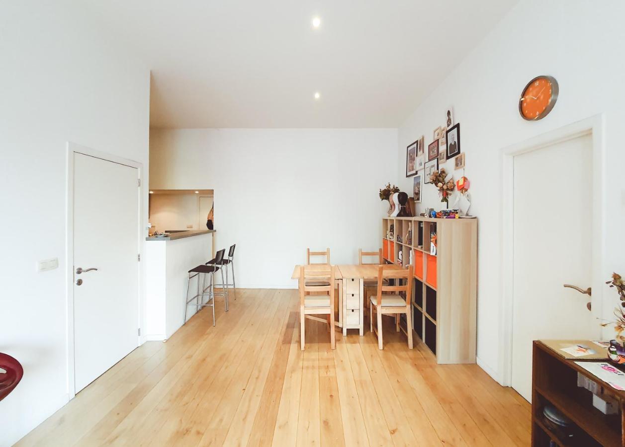 بروكسل Room At Chicken'S Shared Appartment المظهر الخارجي الصورة